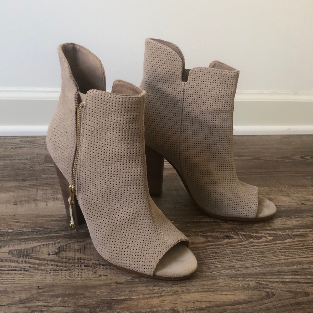 Guess Open Toe Booties size 8